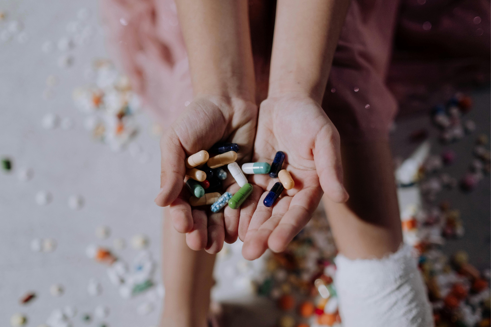Descubre cómo abordar el dolor crónico en Torrevieja con fisioterapia avanzada. Evaluación personalizada, tratamientos basados en evidencia y estrategias para recuperar tu bienestar y calidad de vida.