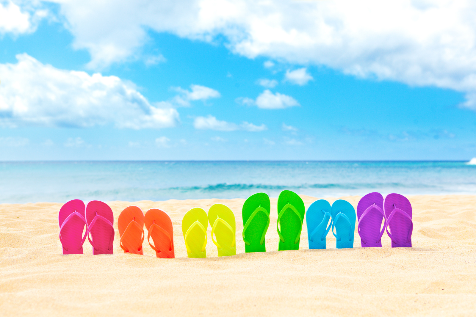 7 riesgos del uso de chanclas en verano y cómo proteger tus pies 5 USO DE CHANCLAS EN VERANO